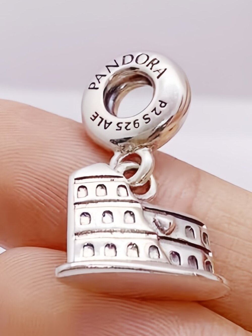 Pandora The Colosseum Charm